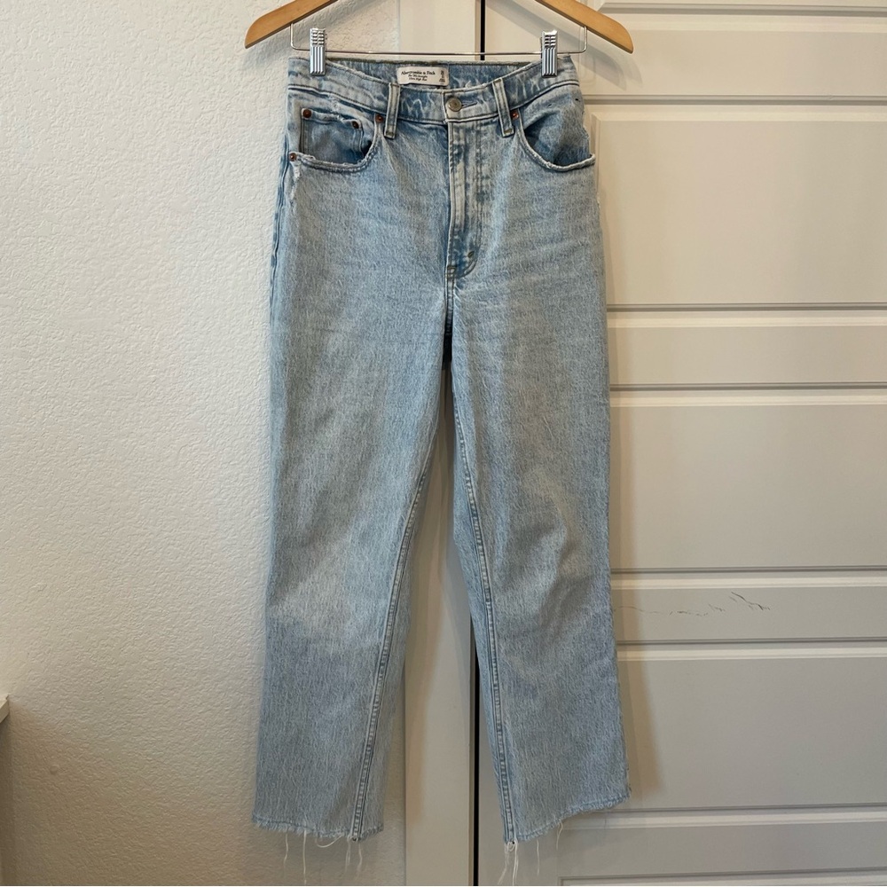 Abercrombie & Fitch Light Wash Straight Leg Jeans